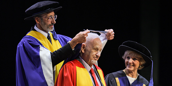 Wits awards Chemistry alumnus Dr David Fine an honorary doctorate in Science